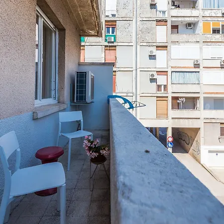 Deluxe Mp Apartman Zára